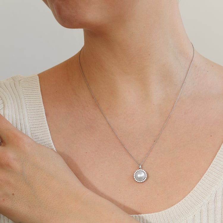 Silberner Perlenanhänger mit Zirkonia Mandar 132806