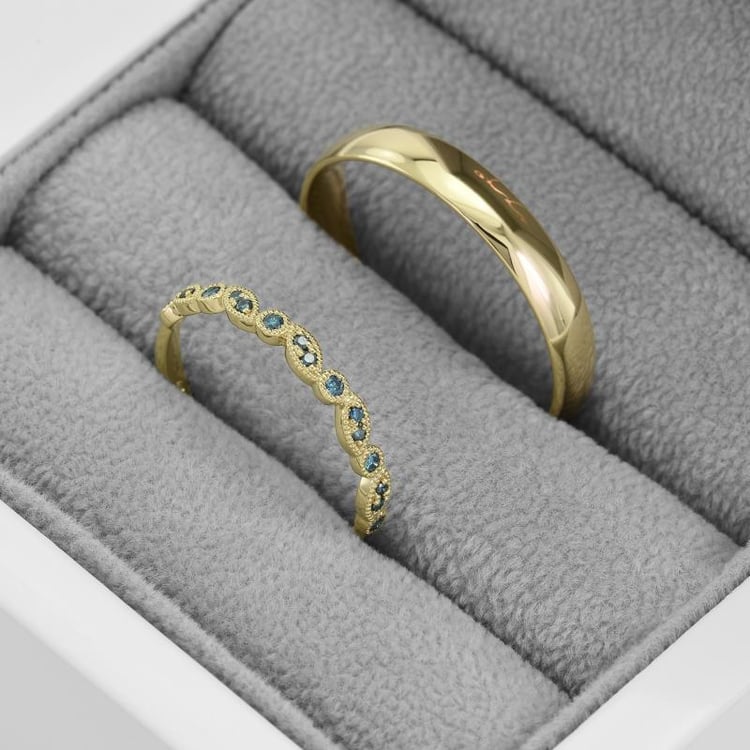 Ring mit blauen Diamanten und Herren glänzender Ring in Eppi-Geschenkbox 46580