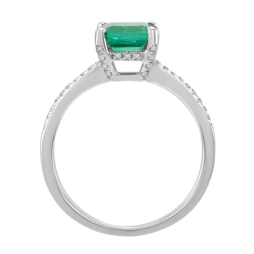 Ring mit einem Smaragd in Princess Form und Diamanten Kip