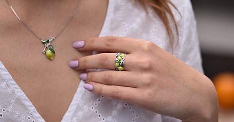 Schmuck im Sommer: Tipps und Tricks