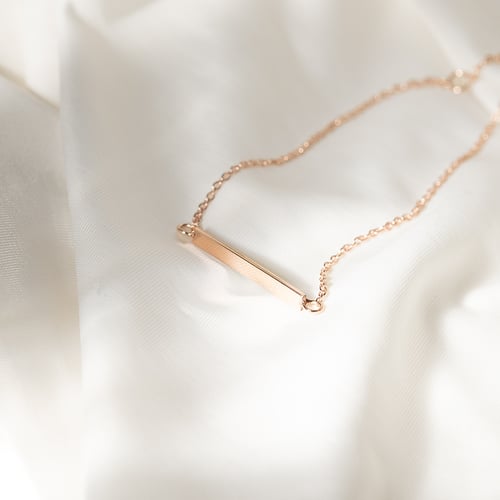Silbernes minimalistisches Armband Bar