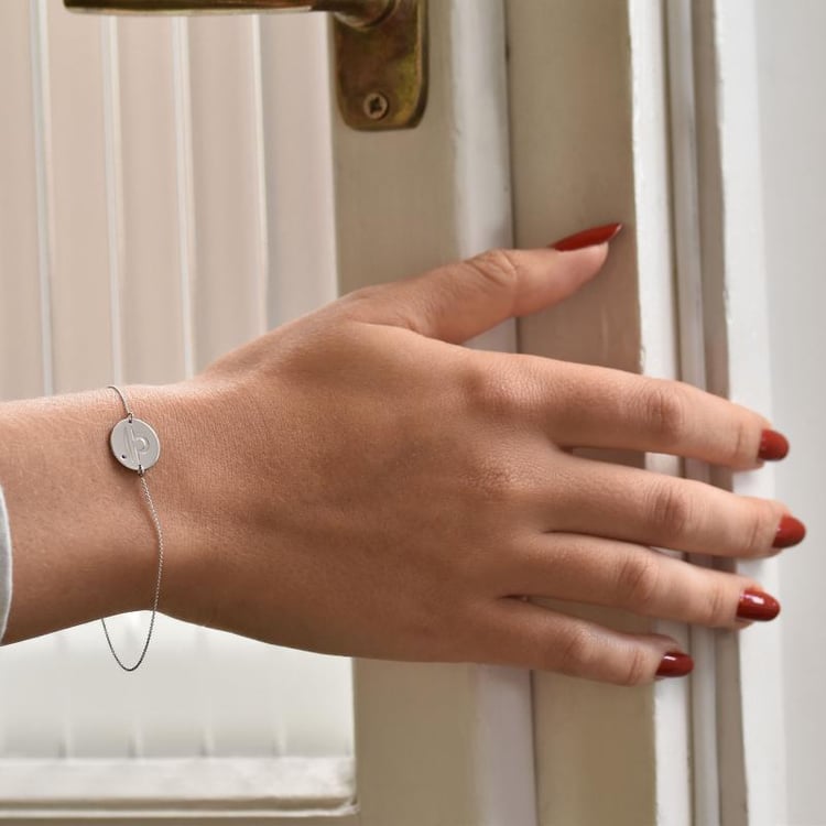 Gold Armbans Waage Gravur und Turmalin auf dem Arm 34914