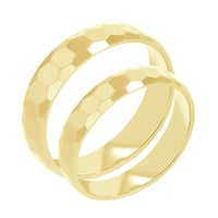 Goldene Eheringe mit Hammerschlag-Motiv Laurita