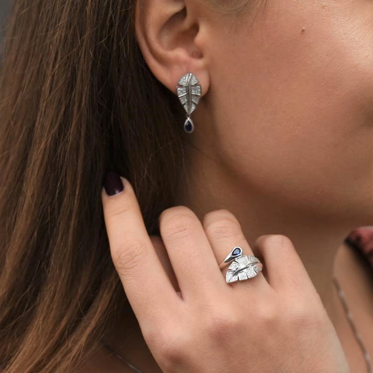 Silberne Ohrringe in Blätterform Eleanora 106624