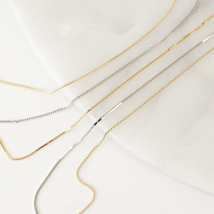 Kette 45 cm aus 14k Gold mit Kugeln 136086