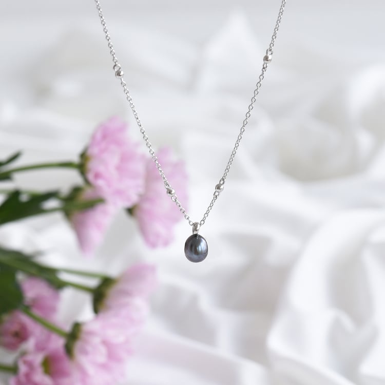 Elegante Kette mit schwarzer Perle Marta 83572
