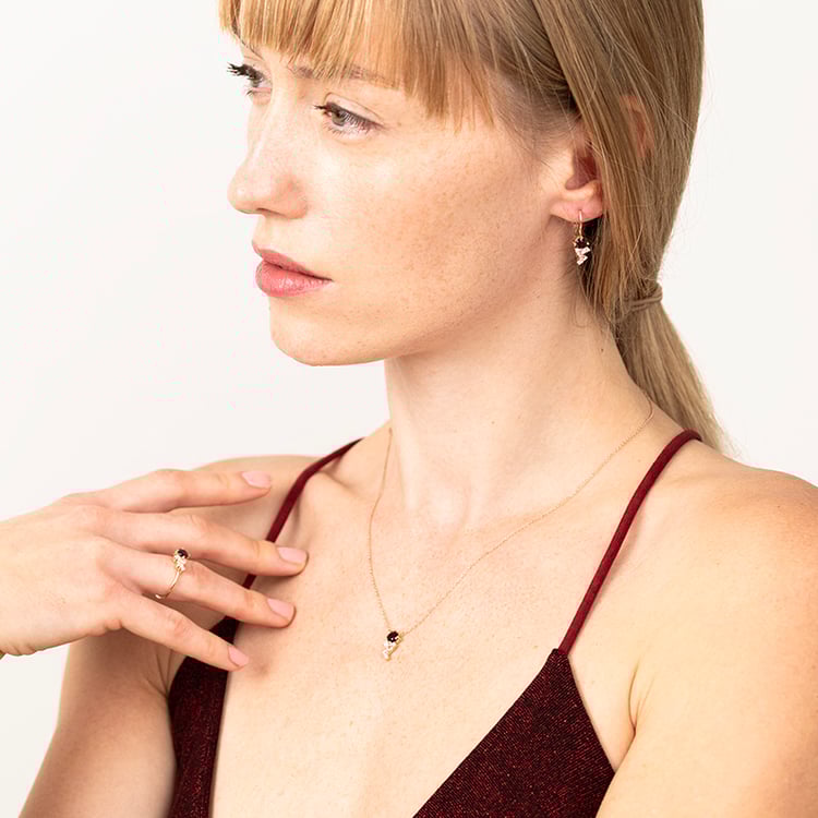 Cluster Ohrringe mit böhmischen Granaten, Morganiten und Moissaniten Olga 146890