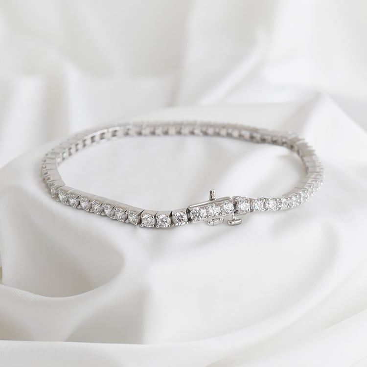 Silbernes Armband mit glitzernden Zirkonia Greer 90709