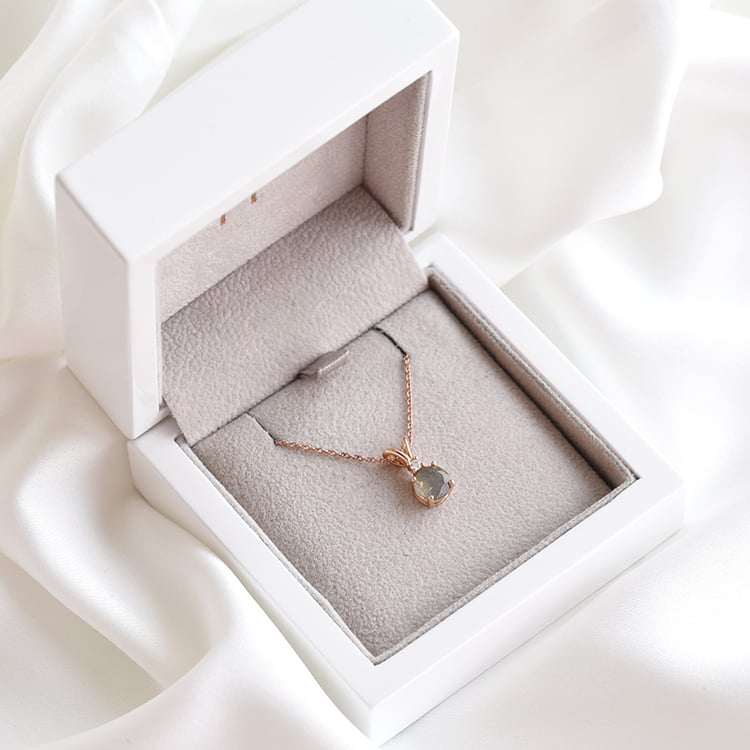 Goldener Anhänger mit Labradorit und Diamant Timotei 78388