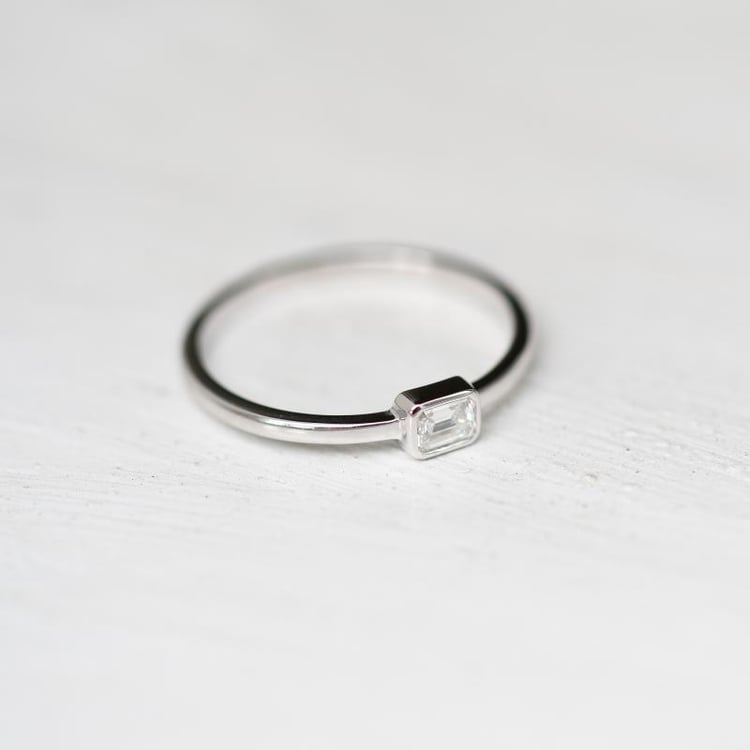 Goldring Verlobung mit Diamant 47418