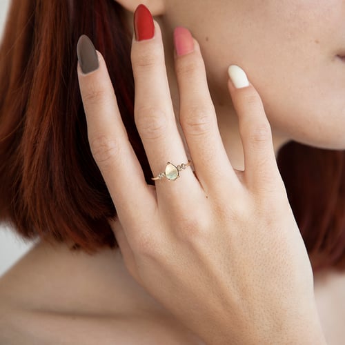 Opal-Ring mit Diamanten Ammara