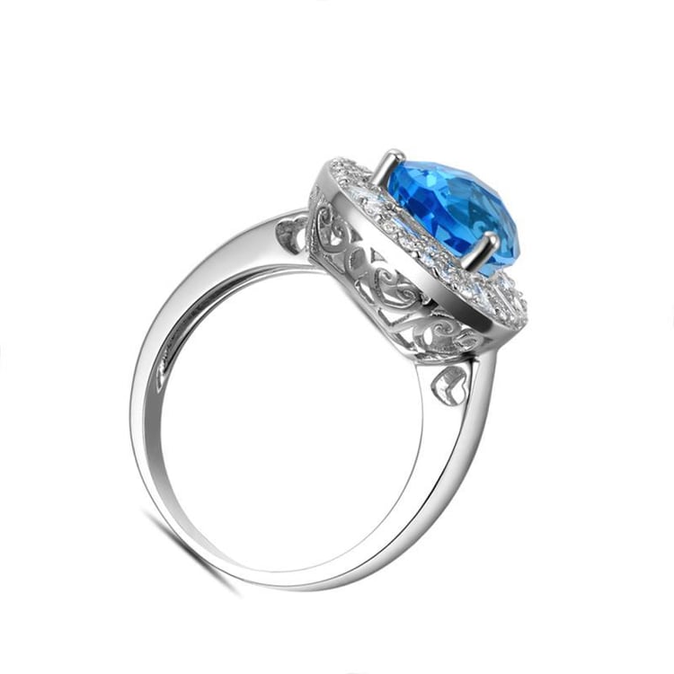 Ring aus Gold mit Topas 10026