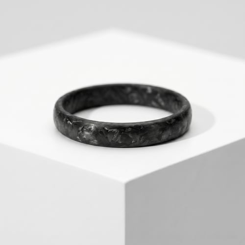 Ring aus Carbon Beata