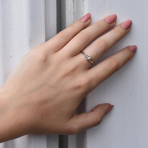 Solitär-Ring mit einem Lab Grown Diamanten Leandra