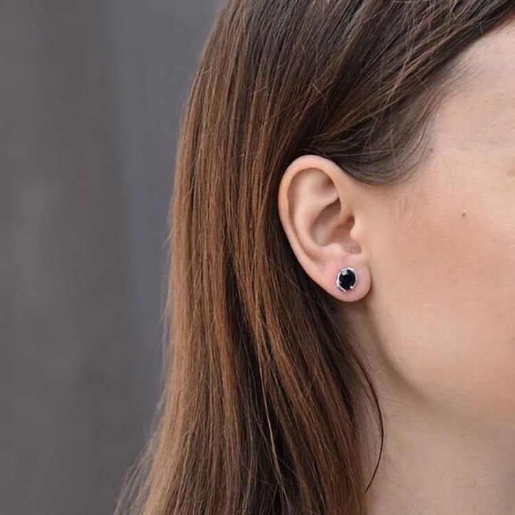 Schicke Ohrstecker in Silber mit Saphiren Vedast 30500