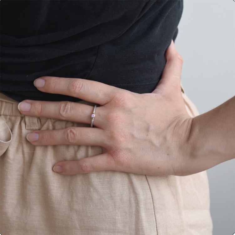 Romantischer Ring aus Silber mit rosa Saphir Natalija 65285