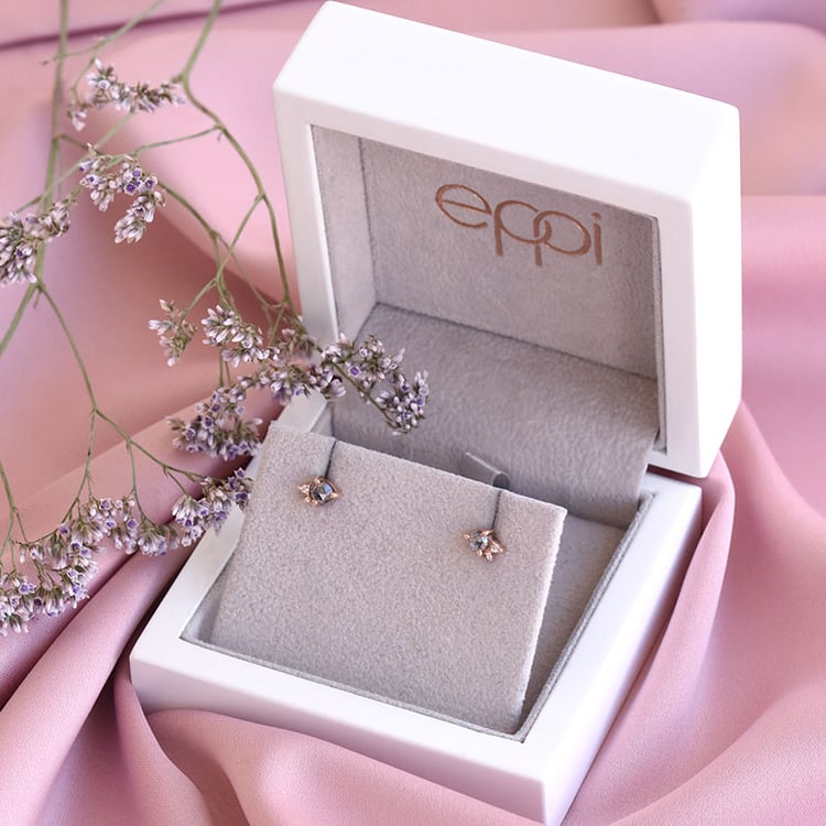 Goldene Cluster-Ohrringe mit Salt and Pepper Diamant Meave 78906