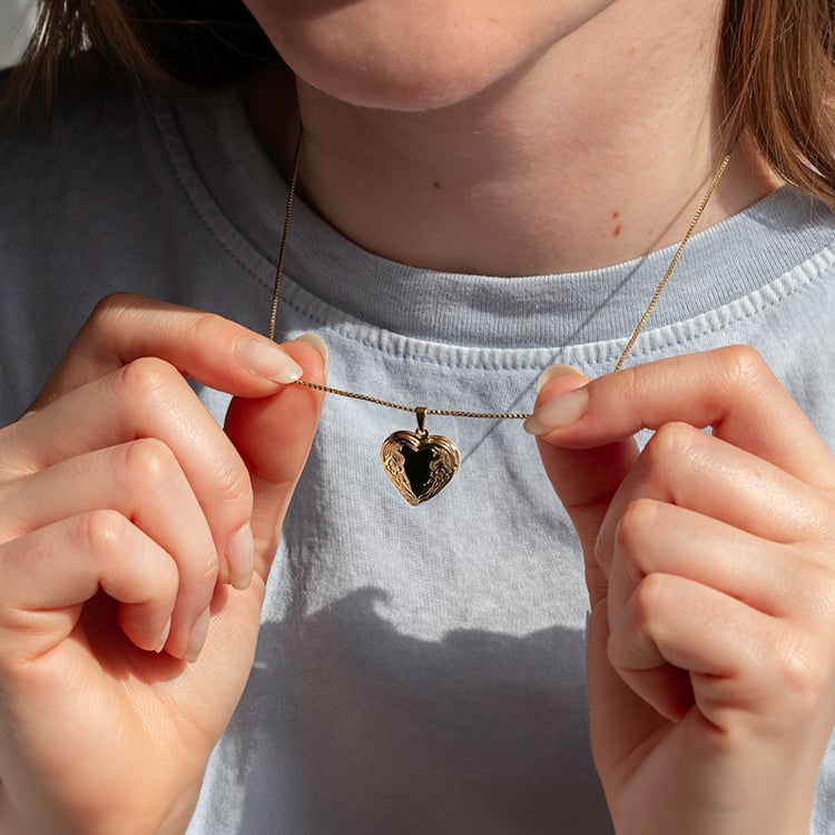 Silbernes Medaillion in Herzform zum Öffnen 140709