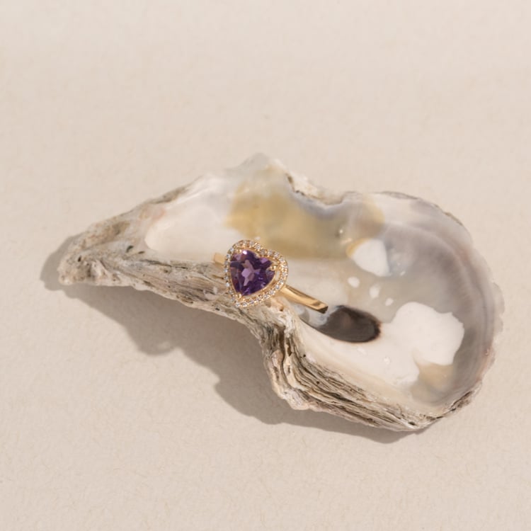 Goldring mit Amethyst in Herzform und Diamanten Connelly 101194