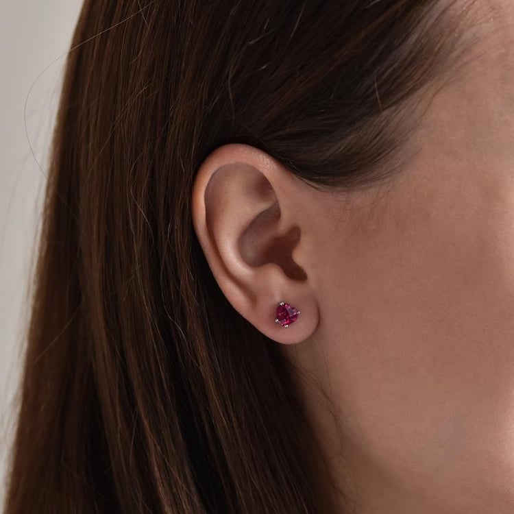 Ohrringe mit Rubinen 29410