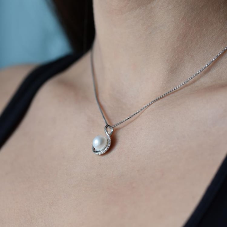 Anhänger mit Perle 19485