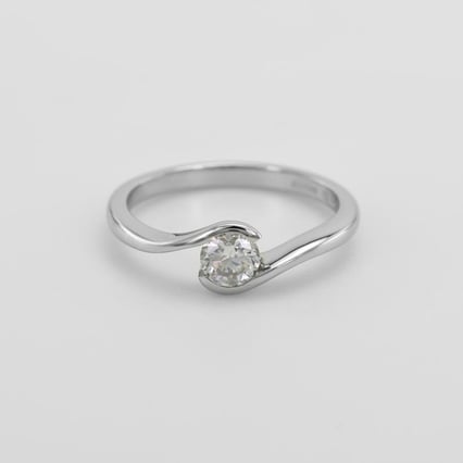 Verlobungsring mit Diamant Saffar