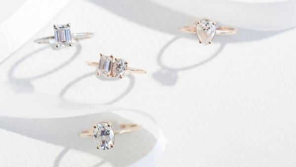 Arten von Verlobungsringen nach Anzahl der Steine und Art der Fassung