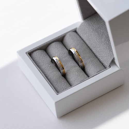Goldene zweifarbige Trauringe mit Diamanten Harbin