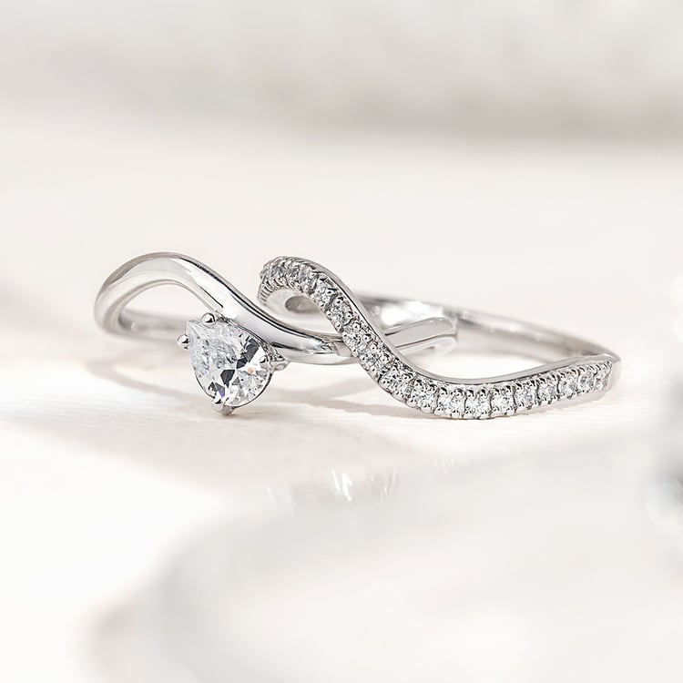 Romantisches Verlobungs-Set mit Lab Grown Diamantringen 156532