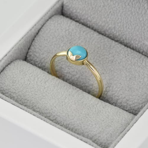 Goldener Ring mit Cabochon-Türkis Yana