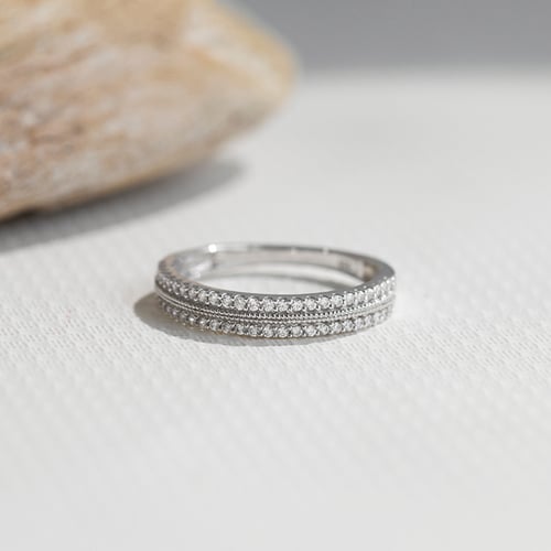 Eleganter Eternity-Ring mit Diamanten Bradley