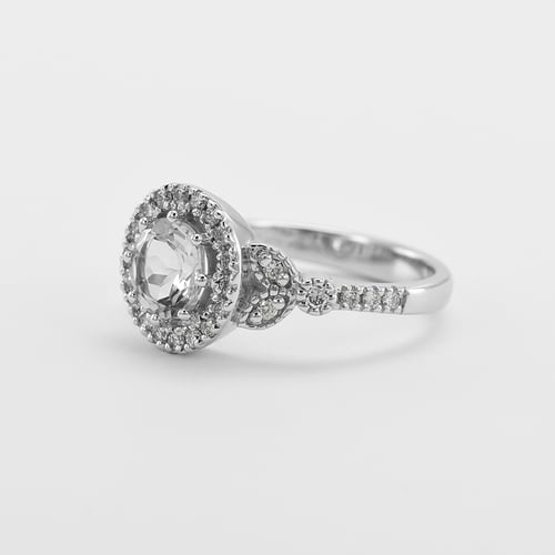 Verlobungsring mit Moissanit und lab-grown Diamanten Varana