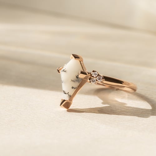 Ring mit dendritischem Opal Kettil