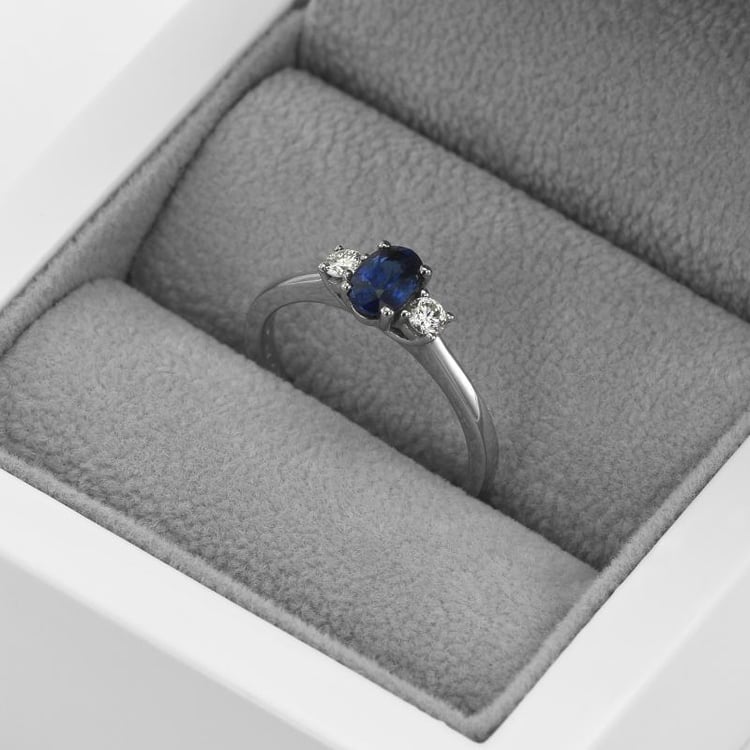 Ring aus Weissgold 17722