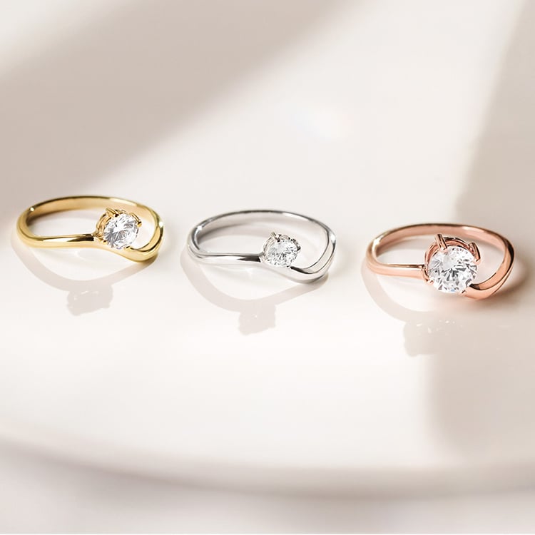 Ring mit rundem Moissaniten 154767