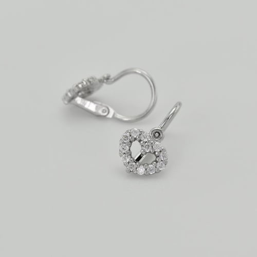 Goldene Kinderohrringe in Herzform mit Lab Grown Diamanten Adeliza