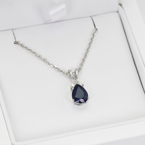 Goldene Anhänger mit Saphir und Diamanten Janith