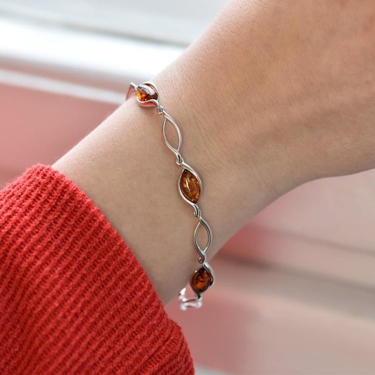 Wundervolles Armband aus Silber 27115