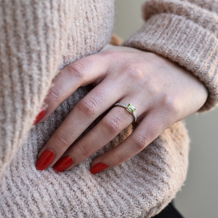 Ring mit Olivin und Moissanit 41765