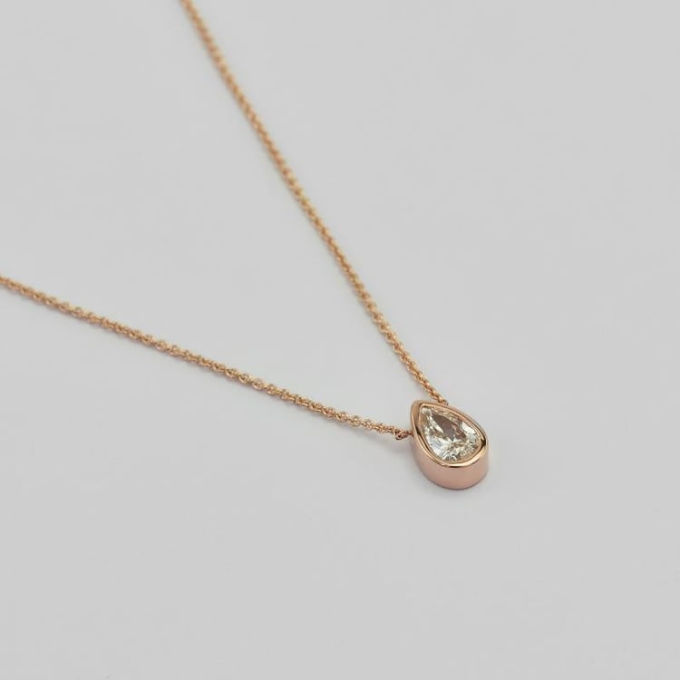 Halskette aus Gold mit Diamant 49543