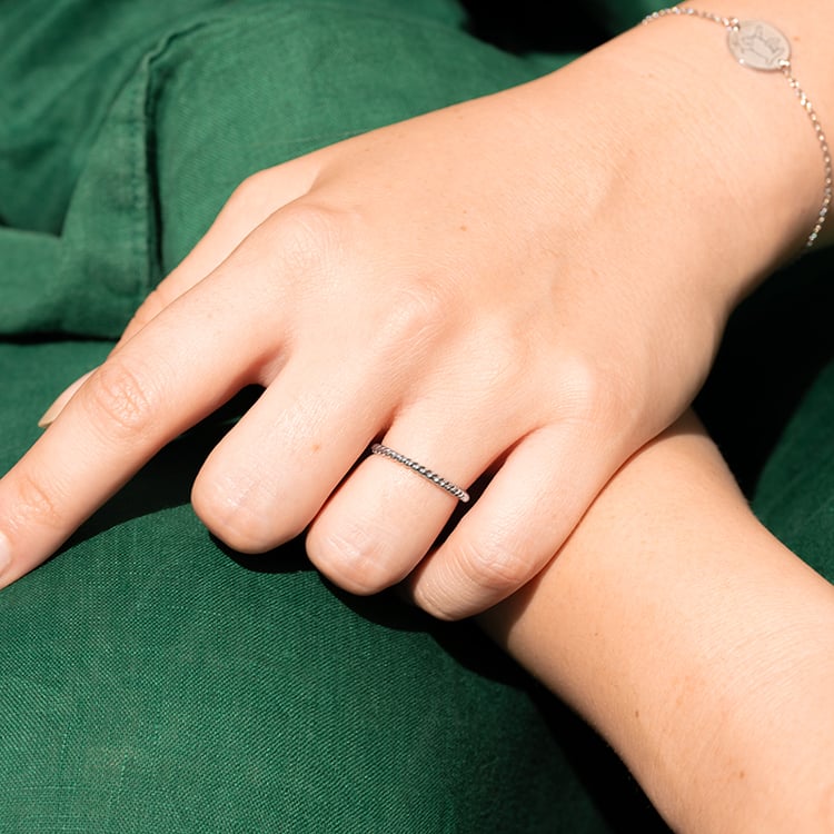 Set aus silbernem geflochtenen Schmuck Attory 144021