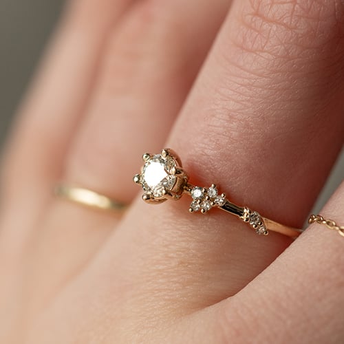Romantischer Verlobungsring mit Lab Grown Diamanten Therese