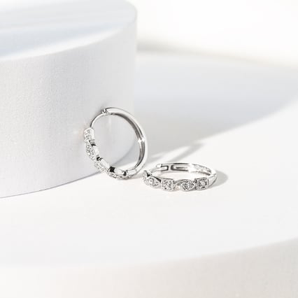 Creolen im Vintagestil mit Diamanten Nedim