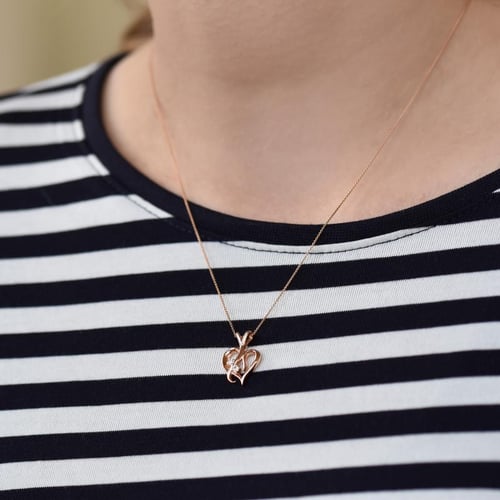 Goldenes Herz mit Diamanten in Anhänger Lynelle
