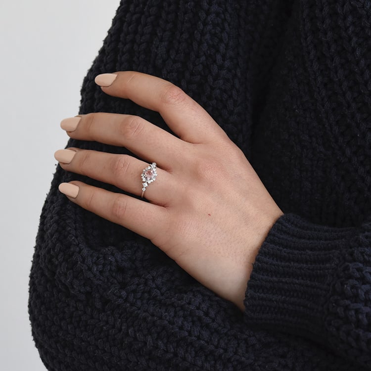 Goldener Ring mit Princess Morganit und Moissaniten Medrie 74631