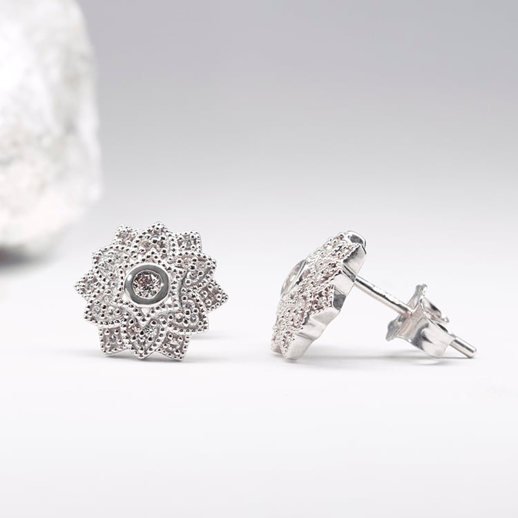 Diamantohrringe in Form von Blumen Bethel 115825