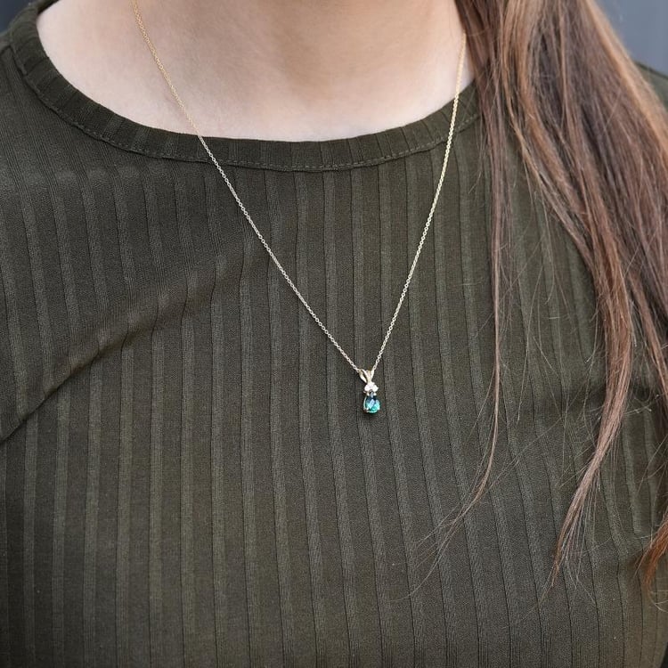 Goldene Smaragdkollektion 43673