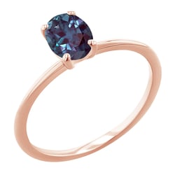 Eleganter Verlobungsring mit einem ovalen Lab Grown Alexandrit Frost