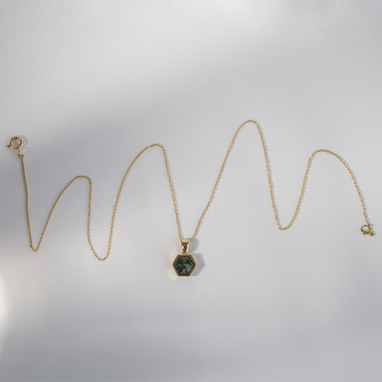 Eleganter Anhänger mit einem Moosachat Corinna 121376