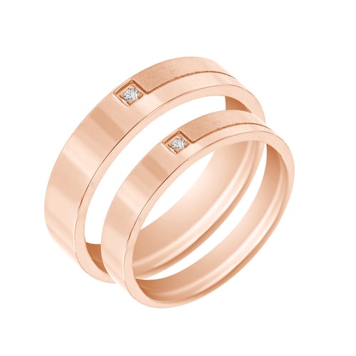 Goldene Eheringe mit Diamant Maskali